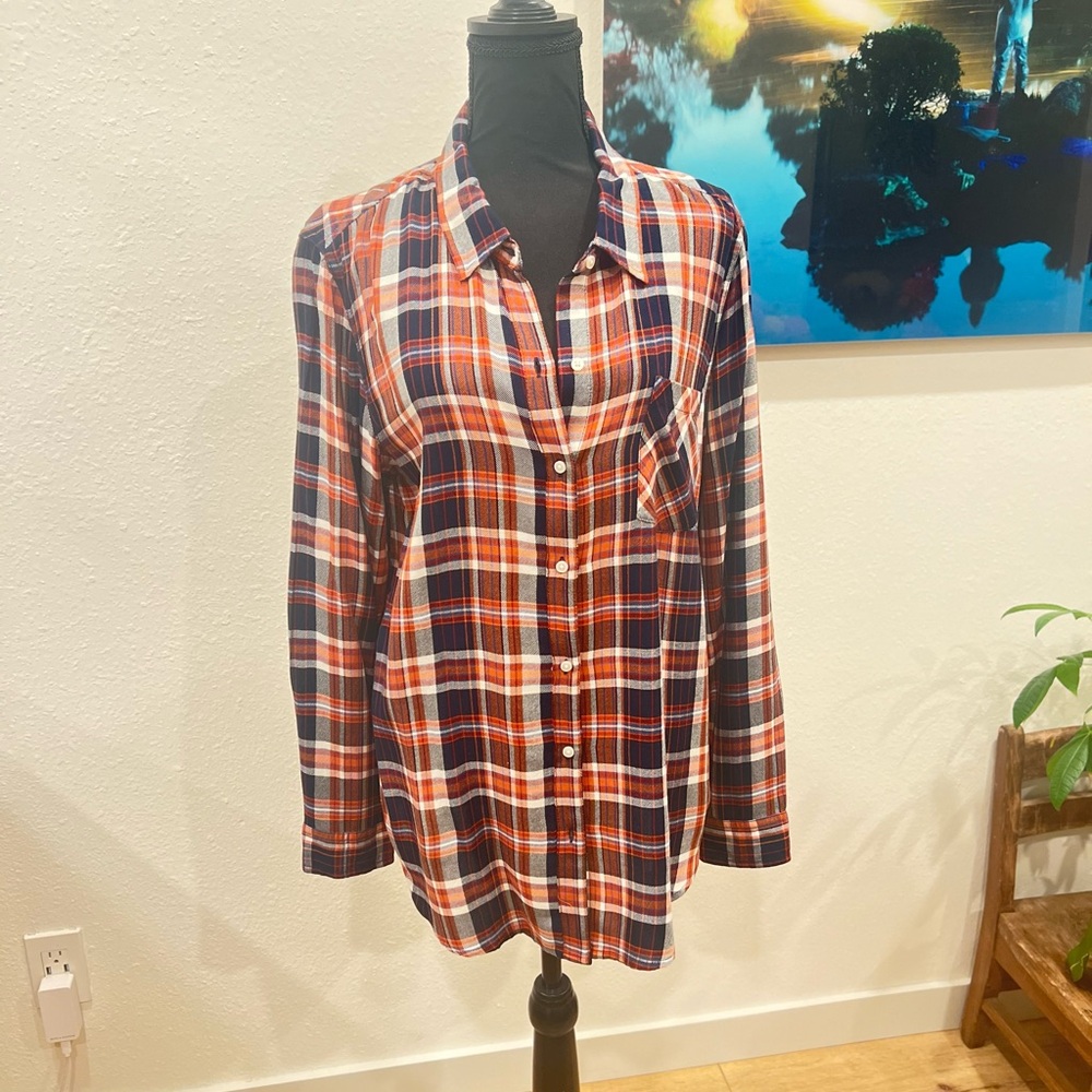 Stylish plaid button down shirt